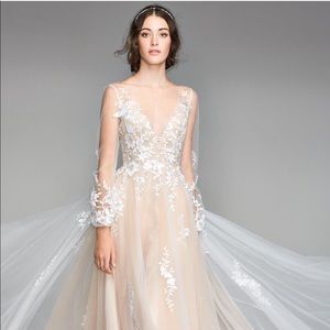 Saros by Willowby - new unaltered wedding dress